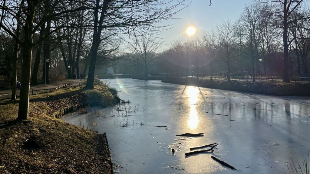 Postcard 03: Protect our&nbsp;winters