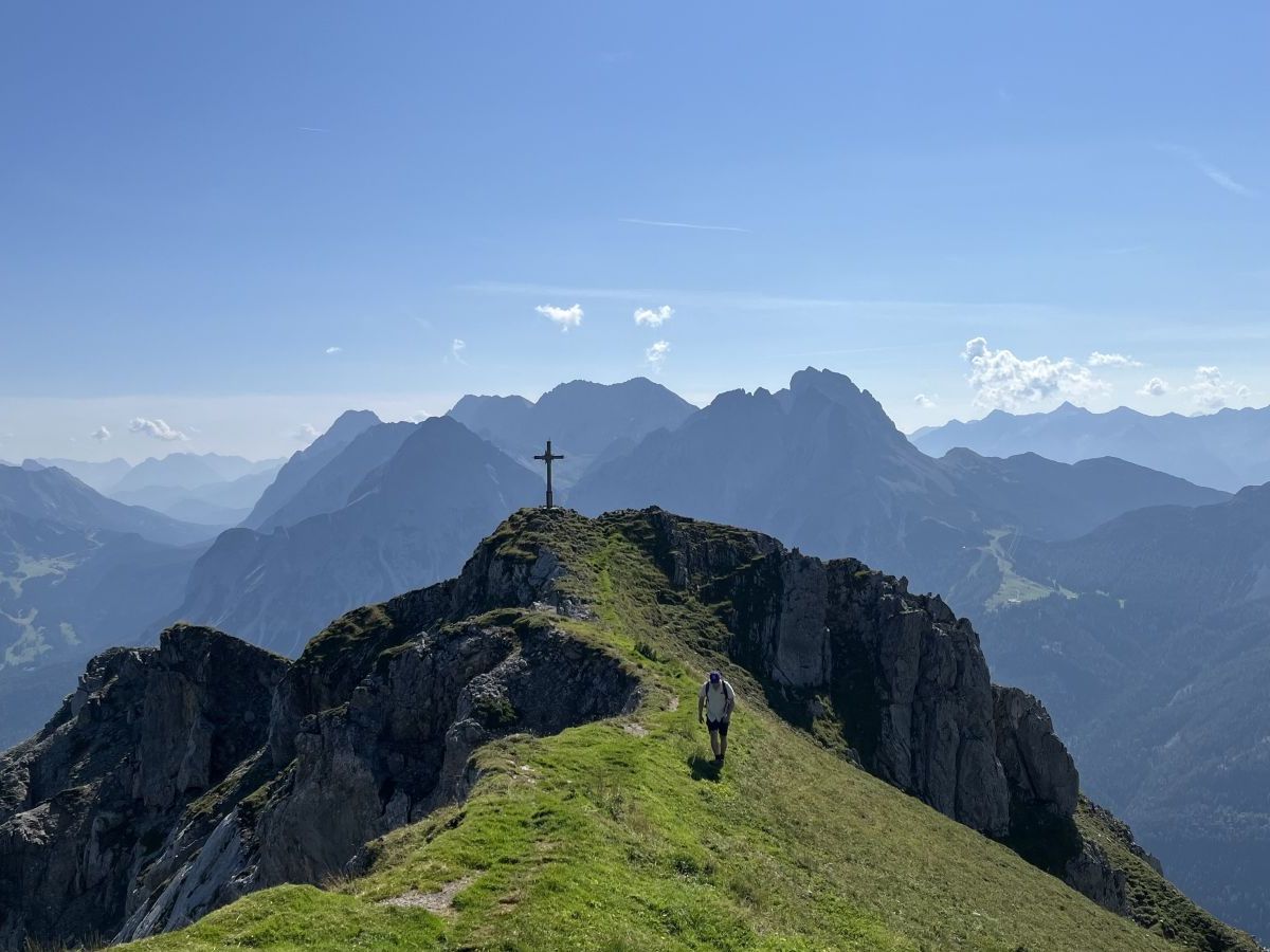 On peaks and&nbsp;valleys